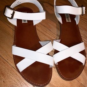 Steve Madden 9.5 Bayley Criss-Cross Sandals